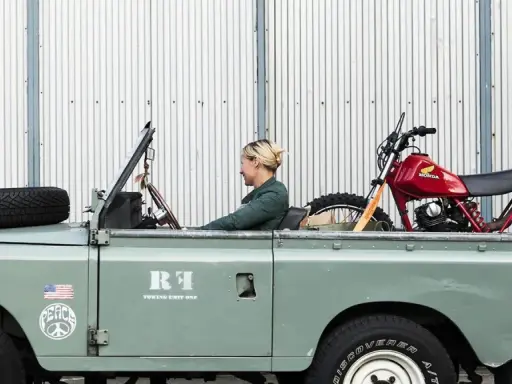 Transport skutera: Poradnik DIY i firmy Bezpiecznie i z głową!