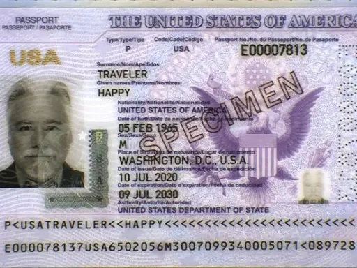 Paszport do USA: Biometryczny, ESTA i ważność? Obalamy mity!